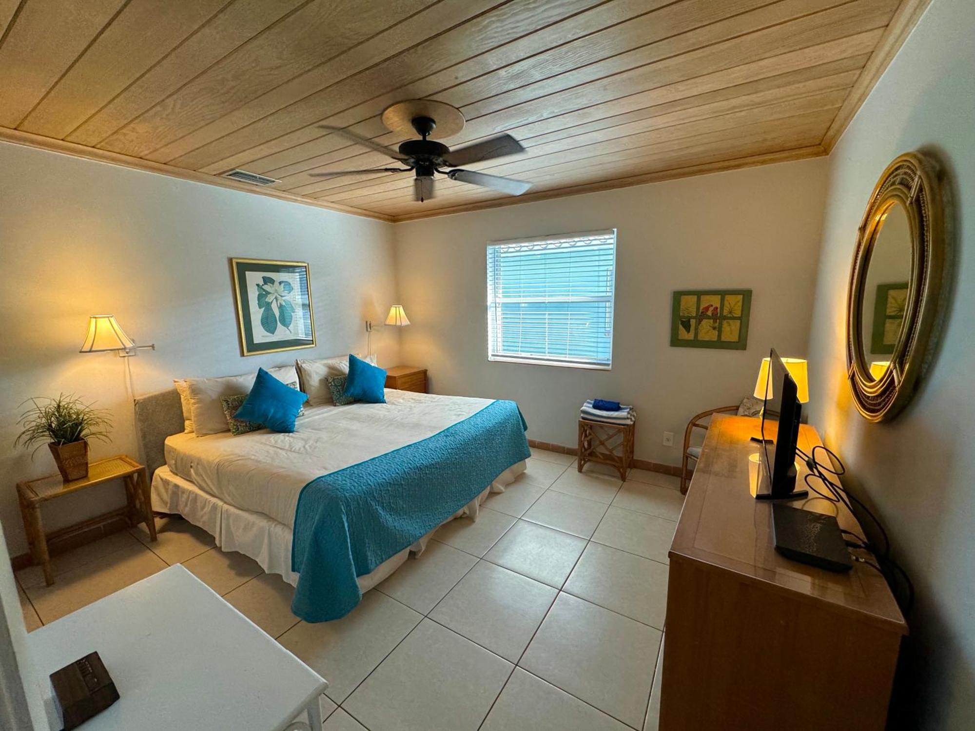The Grove Beach Condominiums ديلراي بيتش المظهر الخارجي الصورة