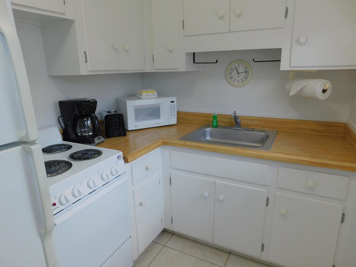 The Grove Beach Condominiums ديلراي بيتش المظهر الخارجي الصورة